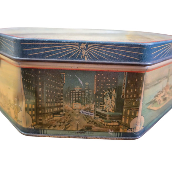 RARE Loose-Wiles Tin 1939 New York Worlds Fair Tin w Handle Vintage Collectible - Picture 2 of 16